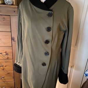Cross chest button up